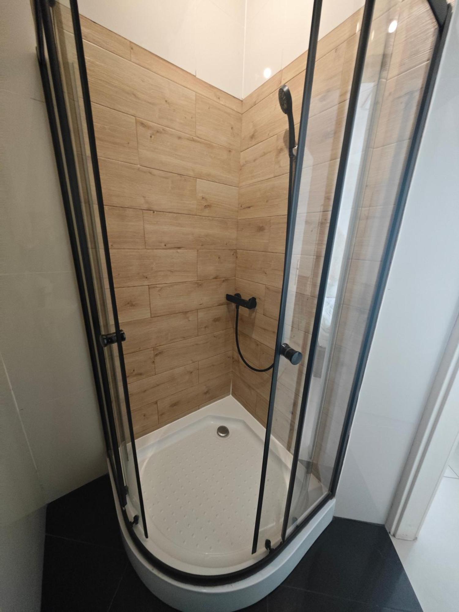 Apartamenty Wilcza - City Center وارسو الغرفة الصورة