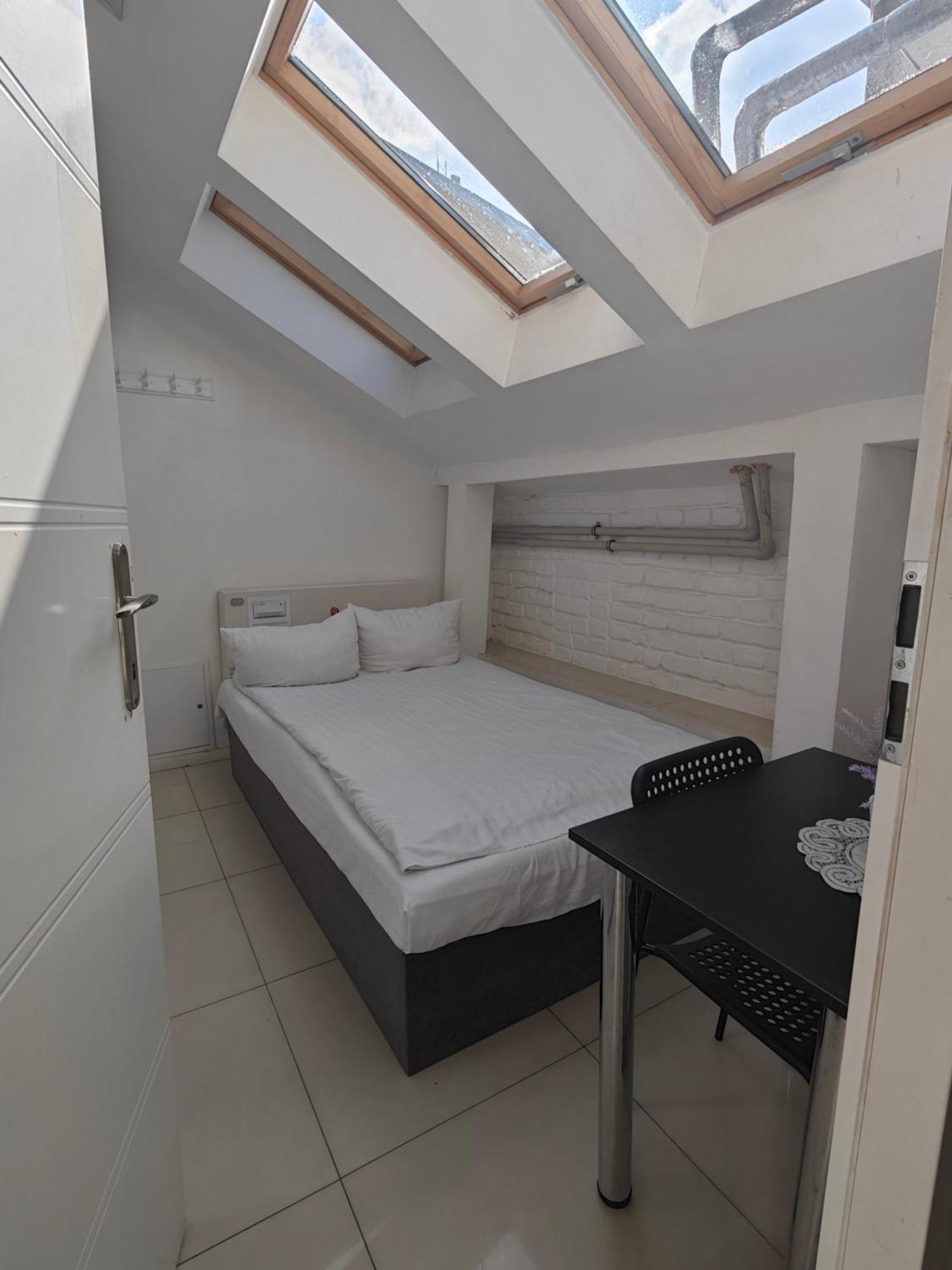 Apartamenty Wilcza - City Center وارسو الغرفة الصورة