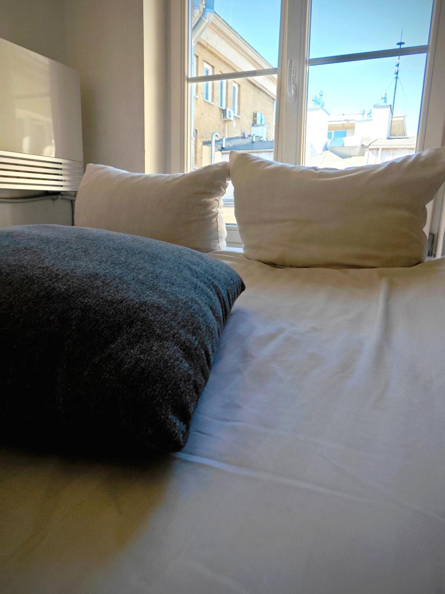 Apartamenty Wilcza - City Center وارسو الغرفة الصورة