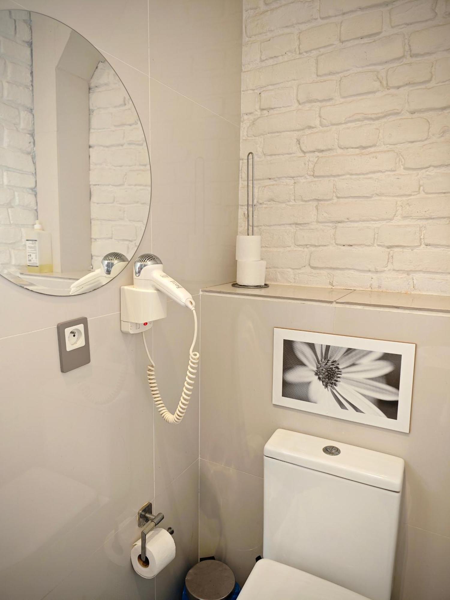 Apartamenty Wilcza - City Center وارسو الغرفة الصورة
