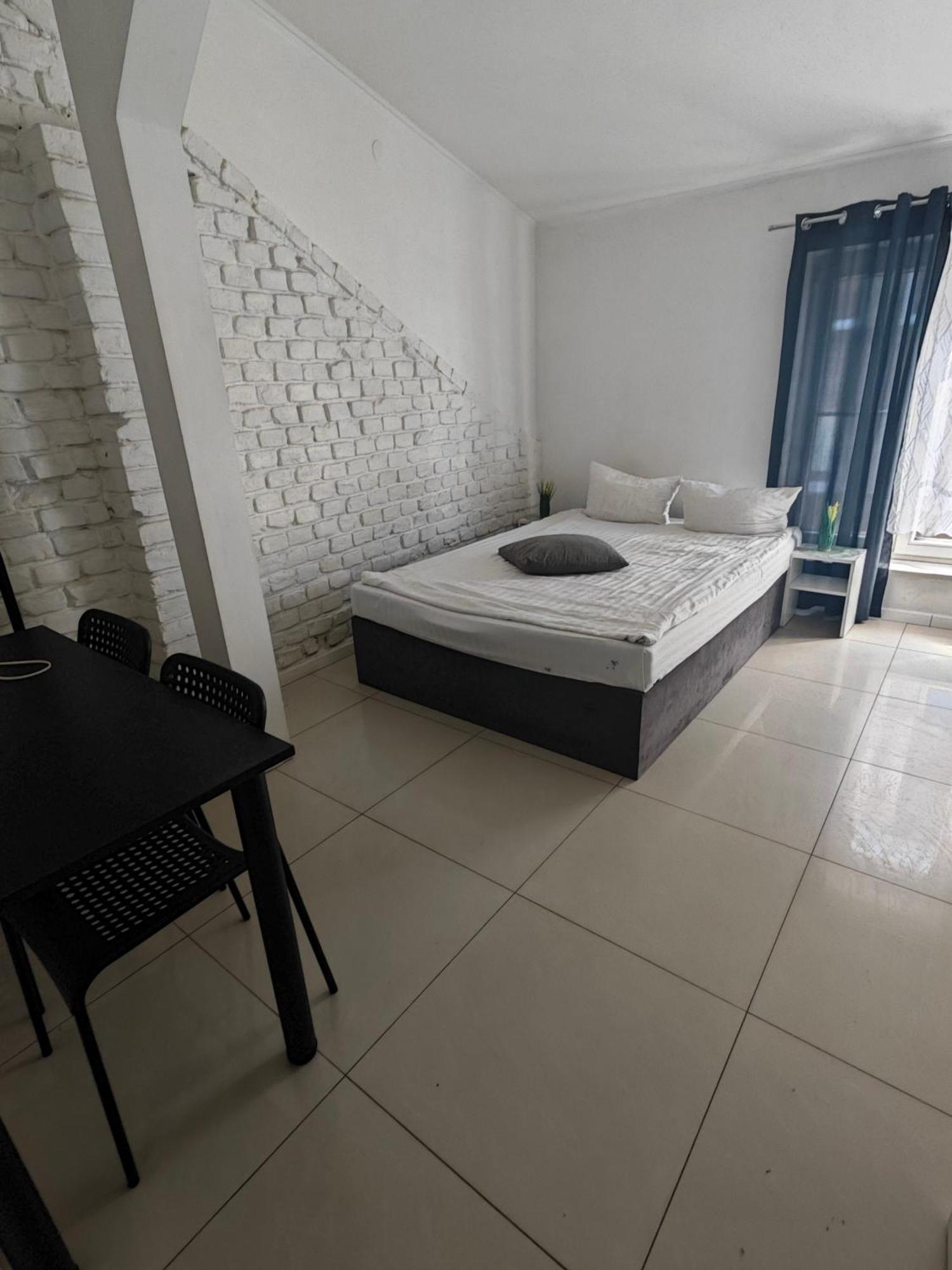 Apartamenty Wilcza - City Center وارسو الغرفة الصورة